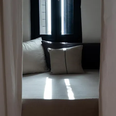The Artist House Βίλα Τριαντάρος