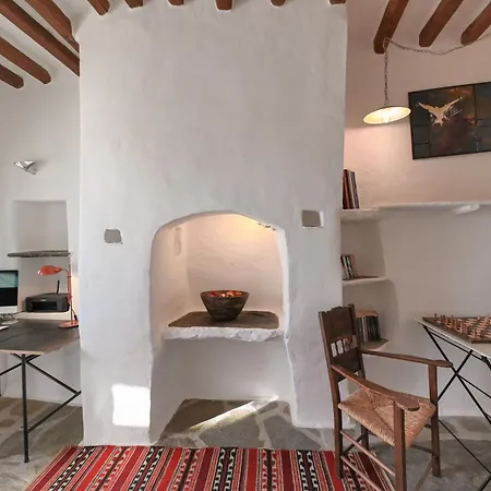 The Artist House Triandáros