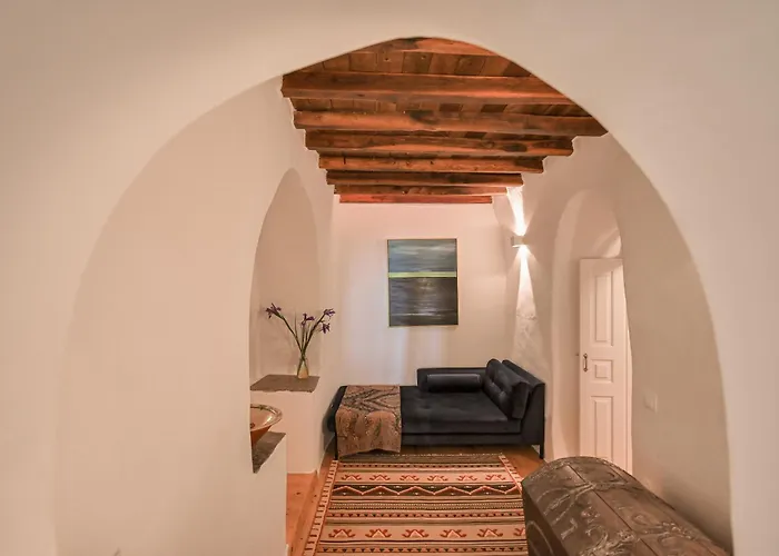 The Artist House Triandáros