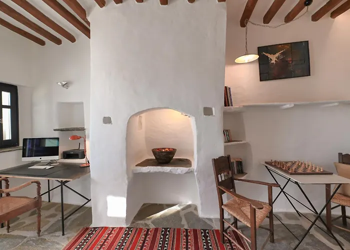 The Artist House Triandáros